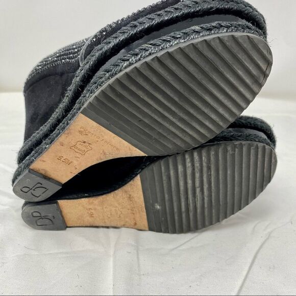 Donald J Pliner Sparkly Wedges- Size 5.5 - Picture 13 of 13